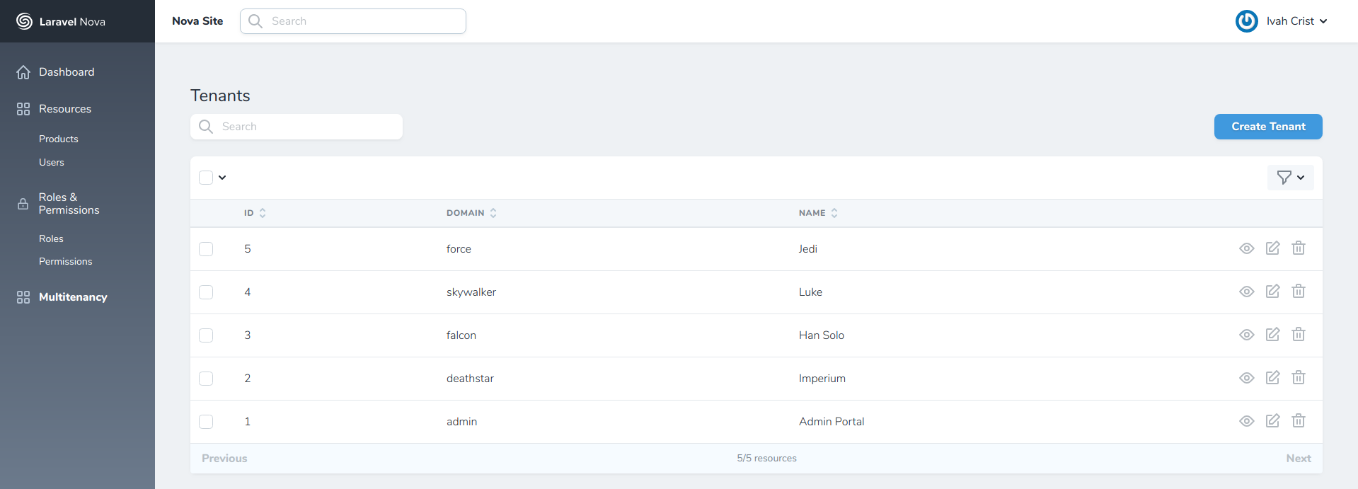 An administration panel shows a list of tenants and domains